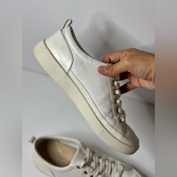 Vionic Winny Sneakers with Arch Support in White Size US 6,5 - Picture 7 of 9